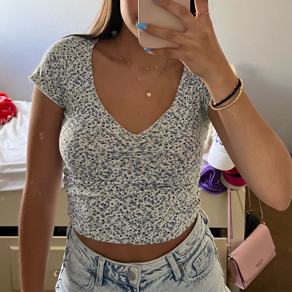 Brandy Melville floral low cut top